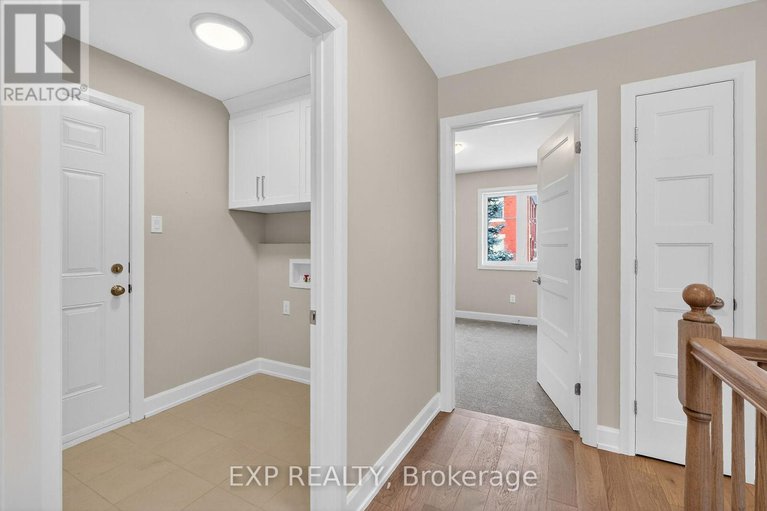 28364468/53-craig-street/village-of-russell/russell/ontario/K4R1A6_12