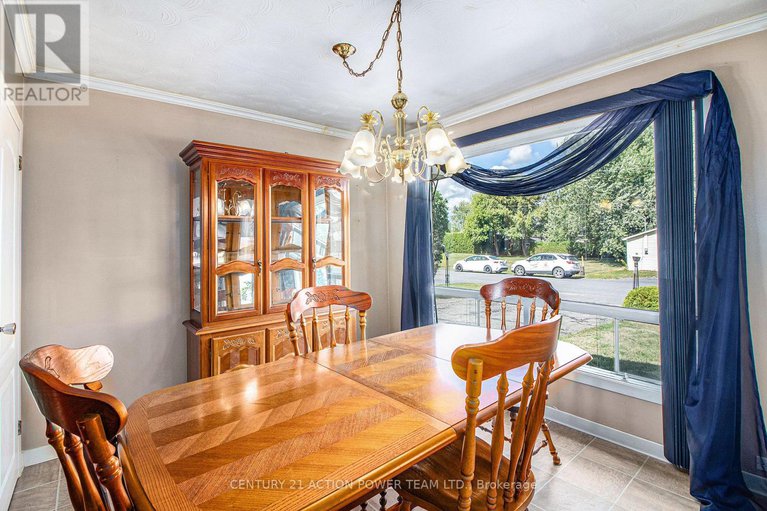 28840439/2-champagne-street/north-stormont-finch-twp/north-stormont/ontario/K0A1R0_8