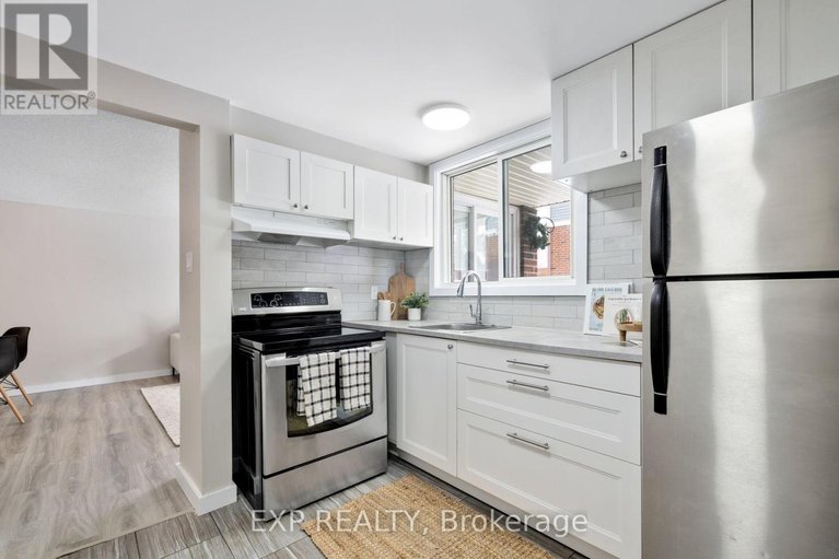 29446608/104-6470-bilberry-drive/orleans-wood/ottawa/ontario/K1C4P1_29