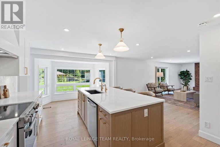 29471993/5545-van-vliet-road/manotick-long-island-nicholls-island/ottawa/ontario/K4M1J4_9