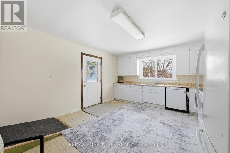 29339991/3740-maple-avenue/augusta-twp/augusta/ontario/K0E1T0_25