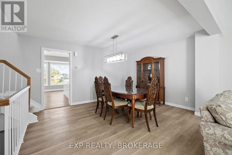 28891209/21-durbin-court/katimavik/ottawa/ontario/K2L3T7_16