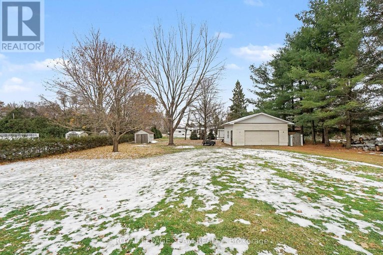 29120635/106-snowbird-lane/fitzroy-ward-south-east/ottawa/ontario/K0A2H0_21