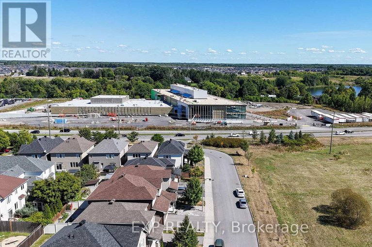 28799331/3545-woodroffe-avenue/strandherd/ottawa/ontario/K2G7A8_47