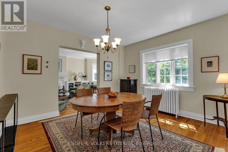 28296351/2-433-besserer-street/sandy-hill/ottawa/ontario/K1N6B9_9