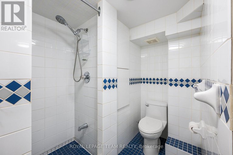28386373/3-millbrook-crescent/city-viewskylinefisher-heightsparkwood-hills/ottawa/ontario/K2E5B6_29