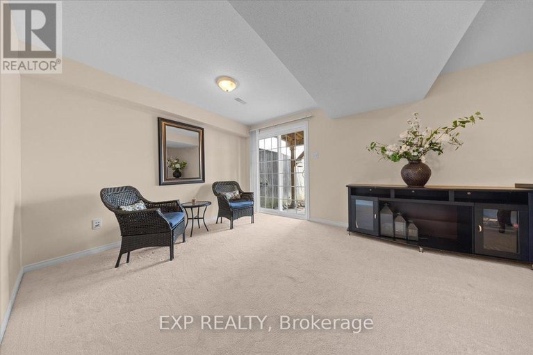 29649863/628-pepperville-crescent/emerald-meadowstrailwest/ottawa/ontario/K2M0E8_32