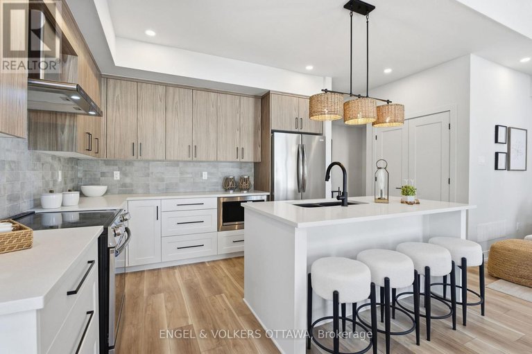 29377339/557-bayview-drive/constance-bay/ottawa/ontario/K0A3M0_14