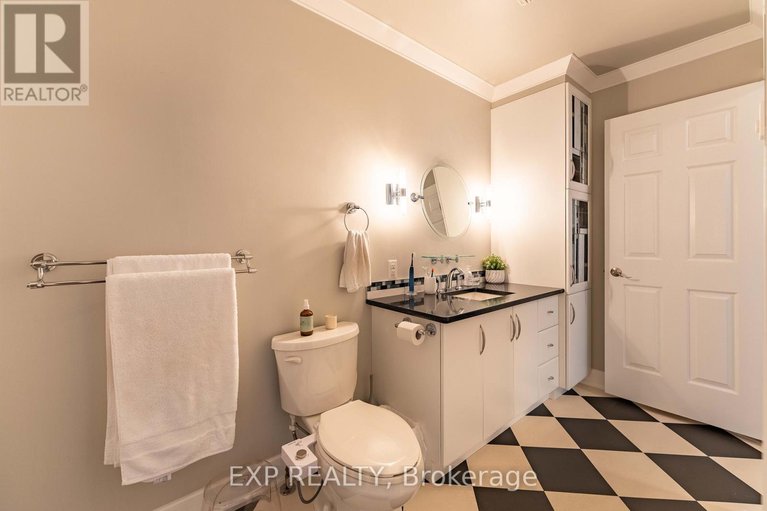 28495905/b6-160-edwards-street/town-of-rockland/clarence-rockland/ontario/K4K1H9_27