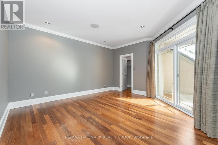 29381192/5800-queenscourt-crescent/manotick-east-to-manotick-station/ottawa/ontario/K4M1K3_37