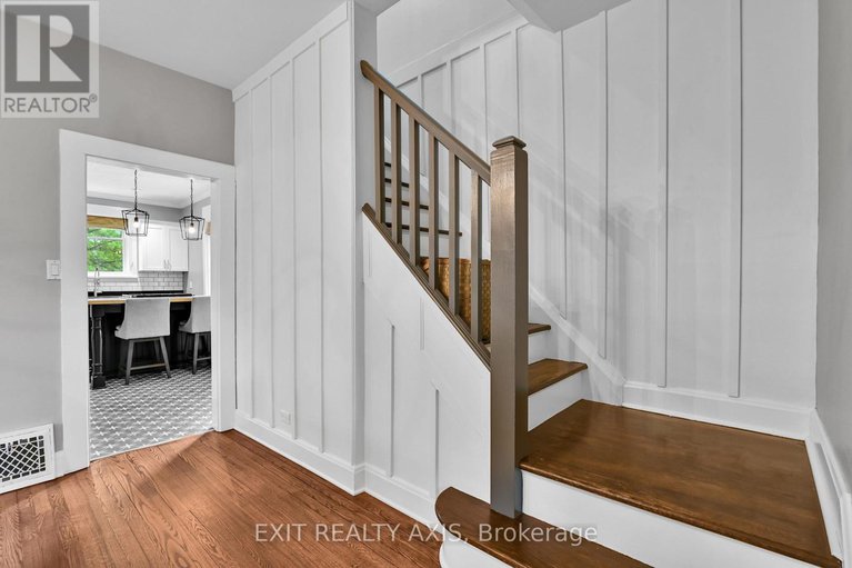 28474942/208-clothier-street-e/kemptville/north-grenville/ontario/K0G1J0_23