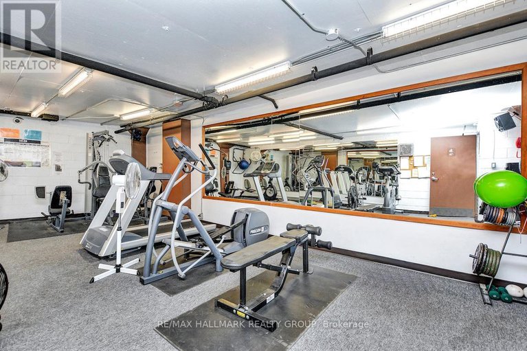28924430/1005-158a-mcarthur-avenue/vanier/ottawa/ontario/K1L7E7_28