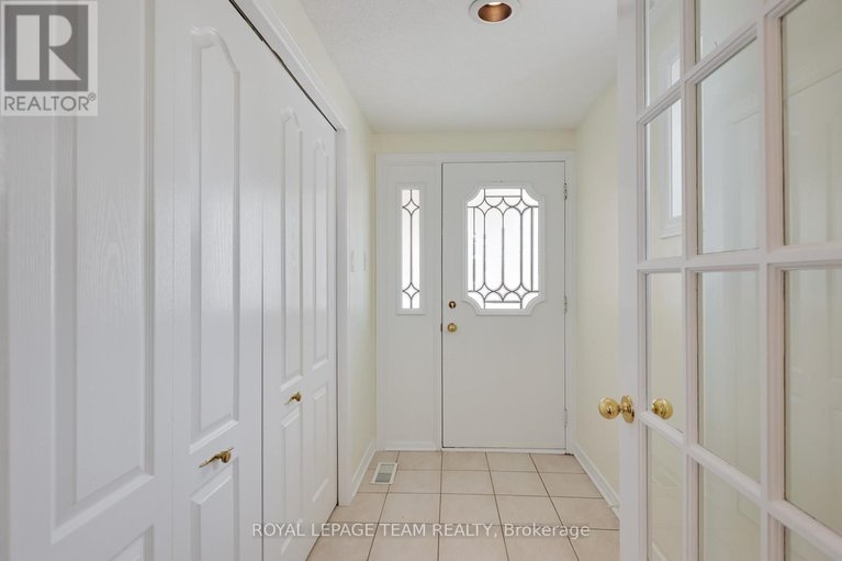 29381767/8-saddlebrook-street/centrepointe/ottawa/ontario/K2G5N6_6