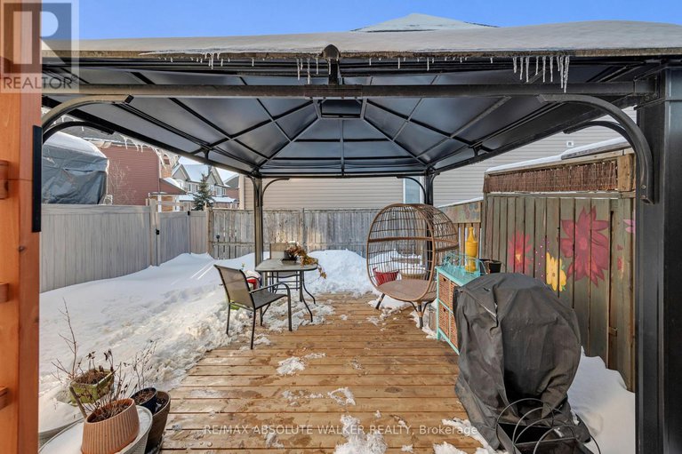 29399137/2083-breezewood-street/springridgeeast-village/ottawa/ontario/K4A4R7_32