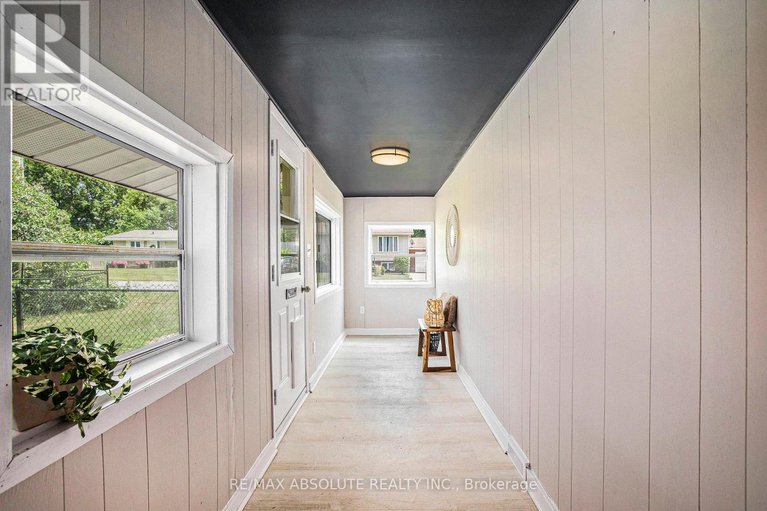 28557338/10-neilson-street/mcnabbraeside-twps/mcnabbraeside/ontario/K7S3G2_8