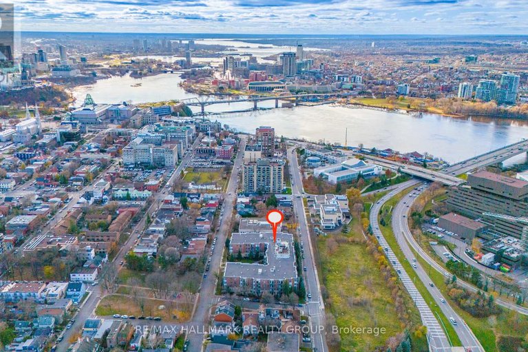 29278948/129-205-bolton-street/lower-townbyward-market/ottawa/ontario/K1N1K7_50