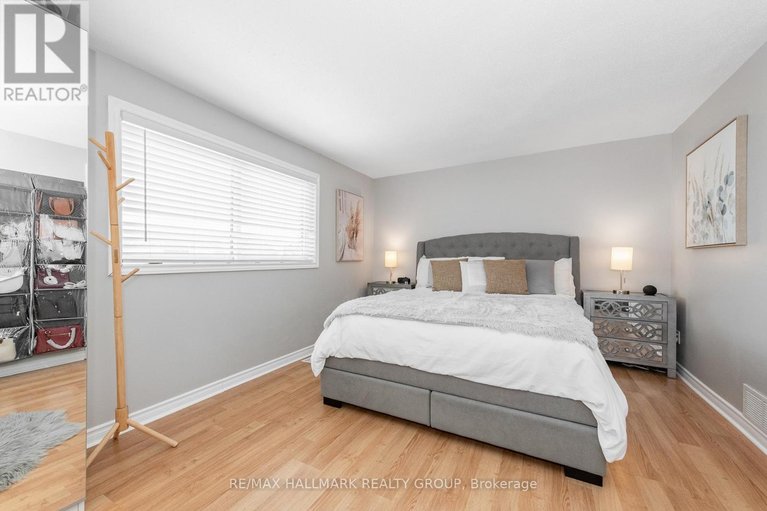 29467530/23-485-canotia-place/fallingbrookpineridge/ottawa/ontario/K4A2K3_25