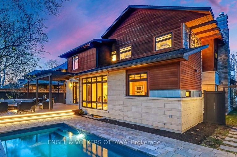 29673243/592-brierwood-avenue/mckellarhighland/ottawa/ontario/K2A2H8_45