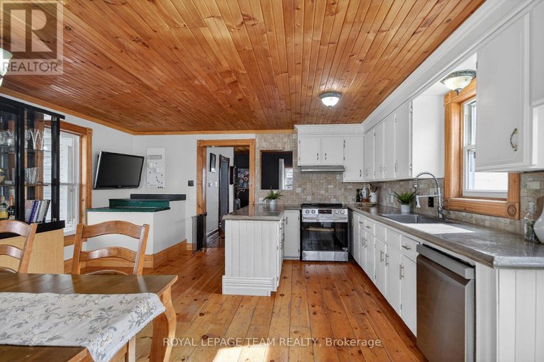 29560041/12332-county-rd-5-road/south-dundas-williamsburgh-twp/south-dundas/ontario/K0C2H0_16