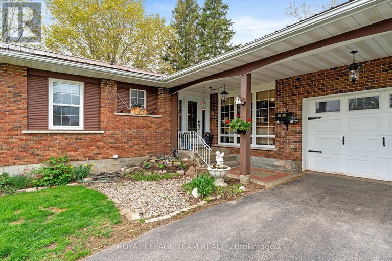 28998982/2915-county-rd-20-road/north-grenville-twp-kemptville-south/north-grenville/ontario/K0G1J0_6
