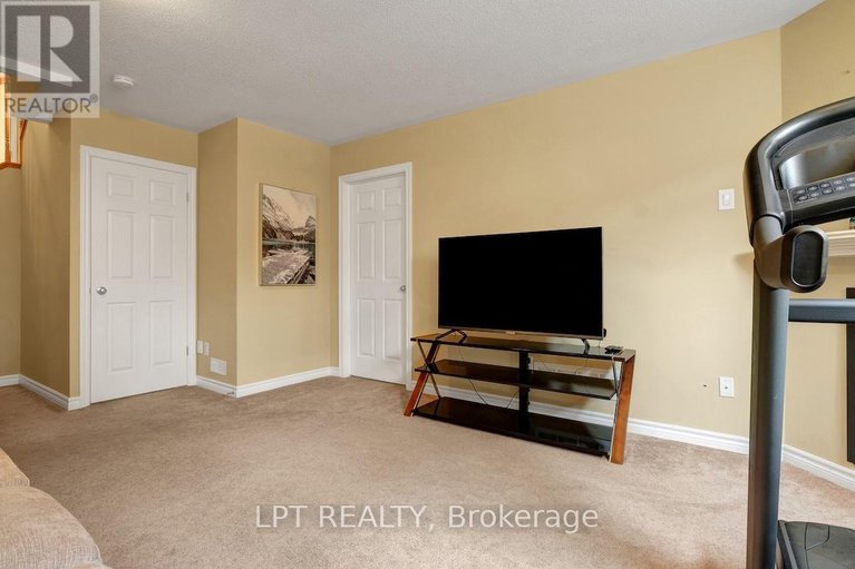 28776403/148-waterfern-way/avalon-east/ottawa/ontario/K4A0T4_37