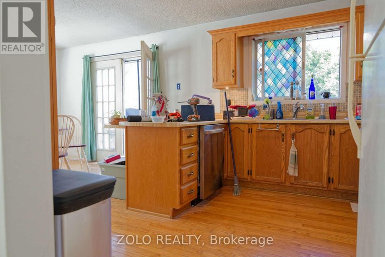 29667899/4075-lafortune-drive/vernon/ottawa/ontario/K0A3J0_15