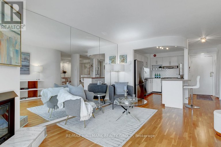 29462515/504-222-guigues-avenue/lower-townbyward-market/ottawa/ontario/K1N5J2_14