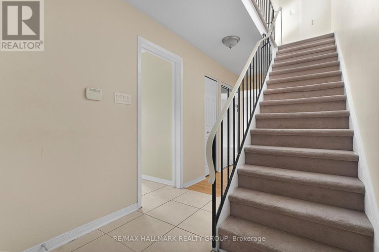 29072895/193-3310-southgate-road/south-keys/ottawa/ontario/K1V8X4_16