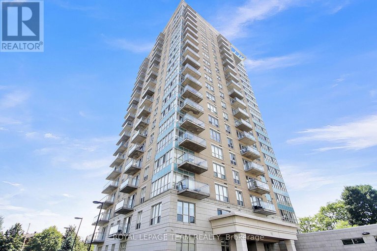 28584984/1104-90-landry-street-w/vanier/ottawa/ontario/K1L0A9_1