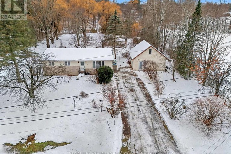 29307758/1160-barnett-drive/cumberland-village/ottawa/ontario/K4C1C7_3