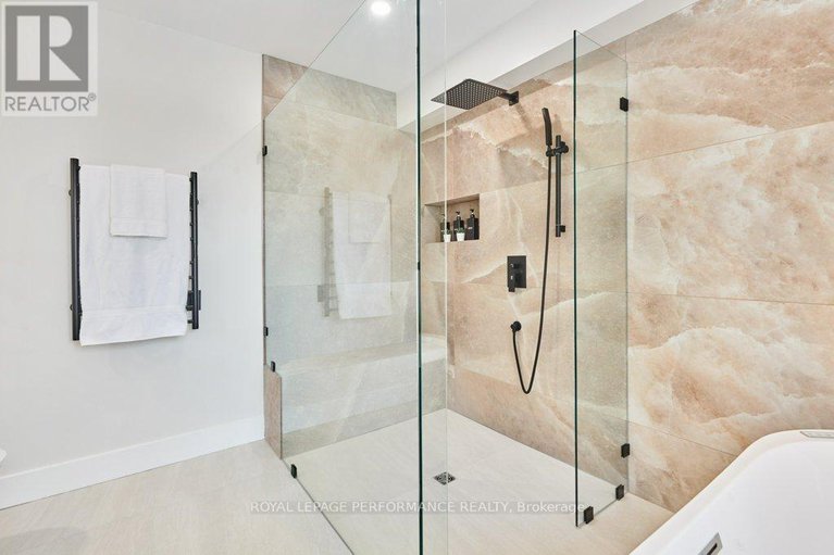 29143197/6099-james-bell-drive/manotick-south-to-roger-stevens/ottawa/ontario/K4M1B3_21