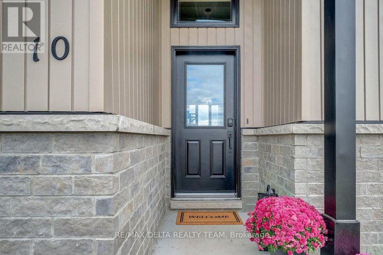 28790406/10-vicky-court/clarencerockland-twp/clarence-rockland/ontario/K0A2A0_4