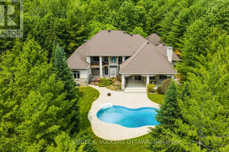 28965812/5800-queenscourt-crescent/manotick-east-to-manotick-station/ottawa/ontario/K4M1K3_46