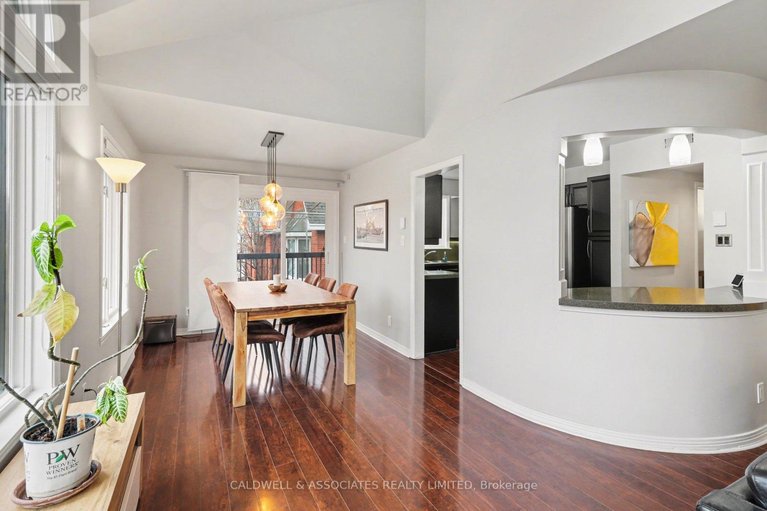 29625435/3-33-charles-street/new-edinburgh/ottawa/ontario/K1M1R3_13