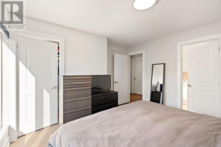 28986128/68-jolliet-avenue/vanier/ottawa/ontario/K1L5H2_20