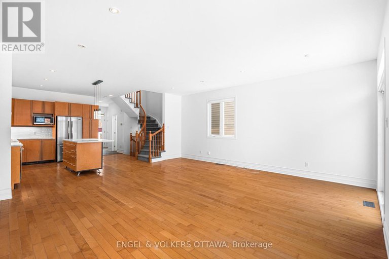 29344132/318-parkin-circle/blossom-parkkemp-parkfindlay-creek/ottawa/ontario/K1T4G6_23