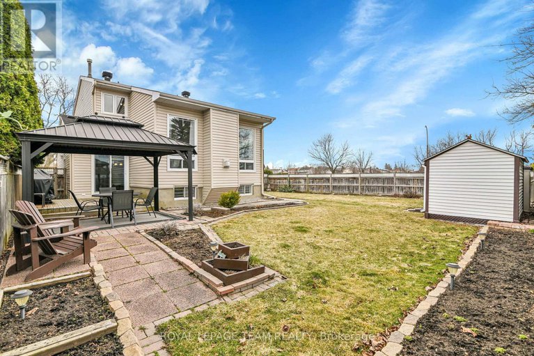 28179012/1728-smithers-crescent/chateauneuf/ottawa/ontario/K1C4X2_31