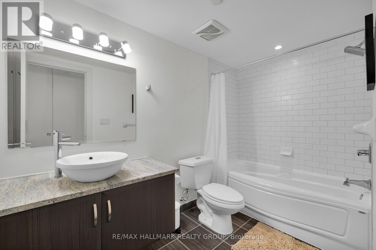 29534166/106-390-booth-street/west-centre-town/ottawa/ontario/K1R7K6_27