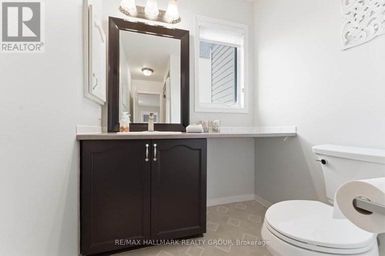 29634994/29-birchfield-avenue/emerald-meadowstrailwest/ottawa/ontario/K2M2N5_24