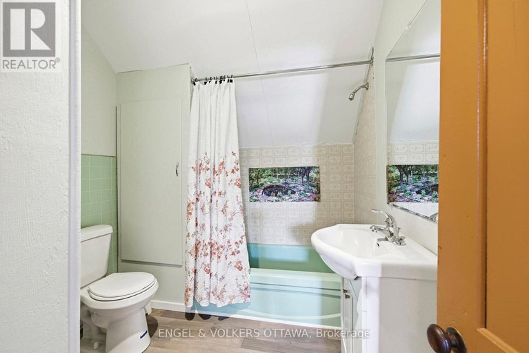 29353200/14120-county-road-13/north-stormont-finch-twp/north-stormont/ontario/K0A1R0_32