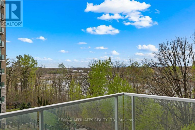 28554491/407-200-inlet-private/chatelaine-village/ottawa/ontario/K4A5H3_26