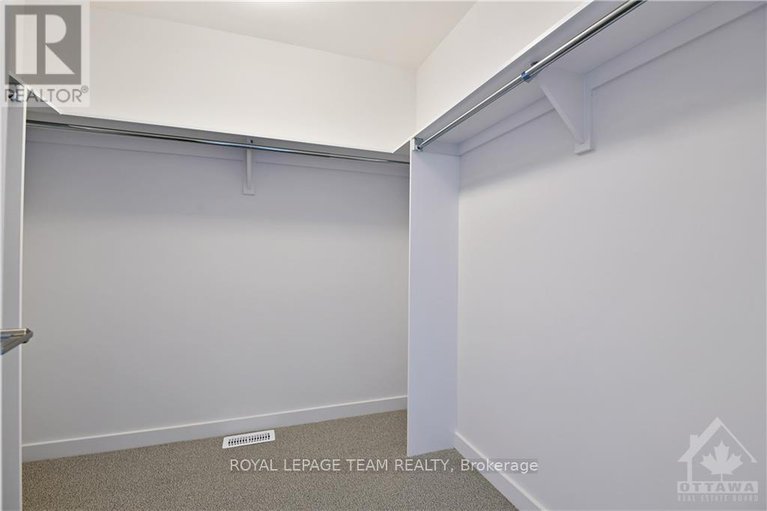 28504001/522-borbridge-avenue/riverside-southgloucester-glen/ottawa/ontario/K4M0H9_26