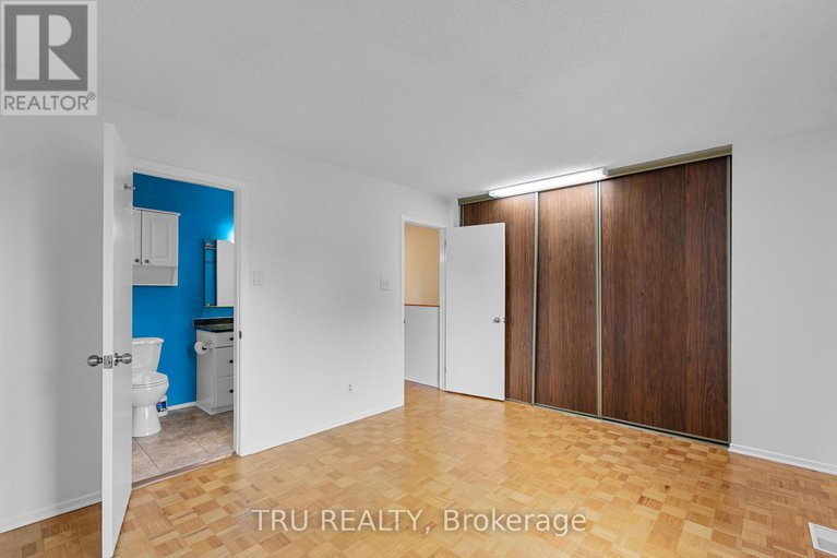 28925515/715-mooneys-bay-place/mooneys-bayriverside-park/ottawa/ontario/K1V8W4_29
