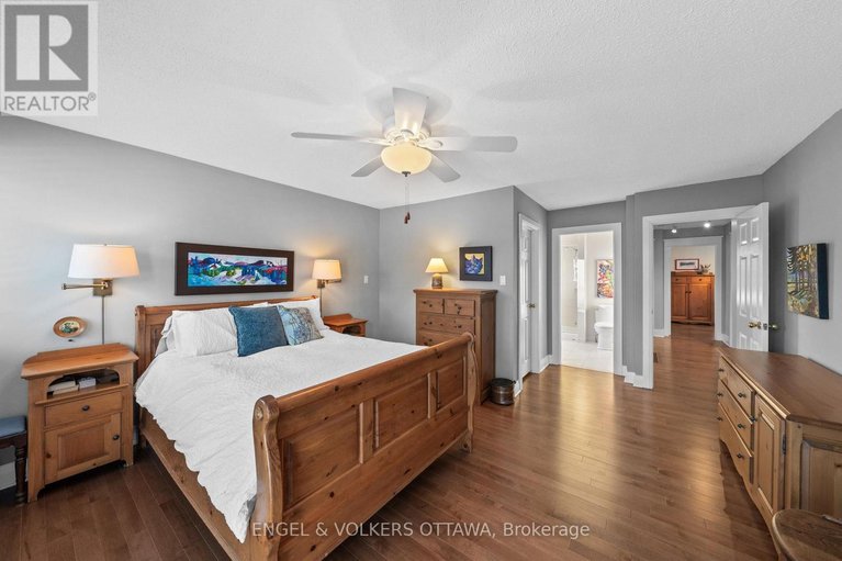 29466155/1304-fairway-drive/manotick-south-to-roger-stevens/ottawa/ontario/K4M1B3_19