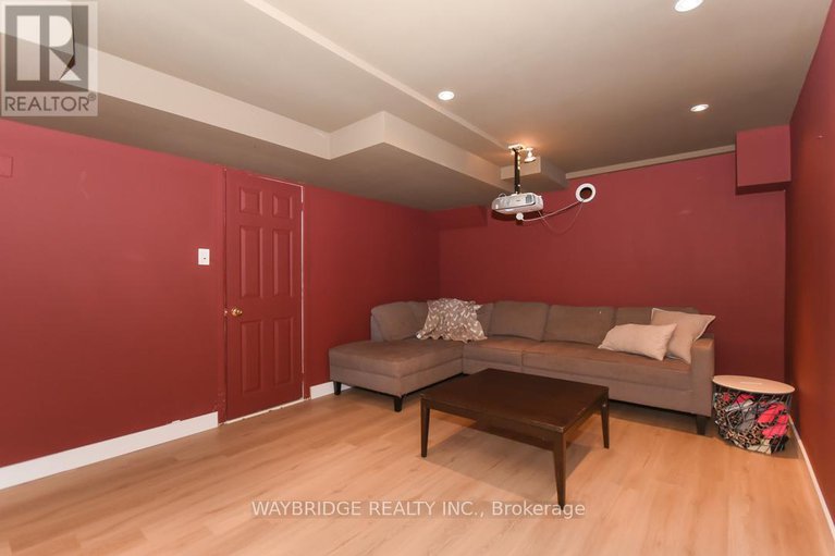 28143902/1467-spartan-grove-street-e/greely/ottawa/ontario/K4P1G1_35