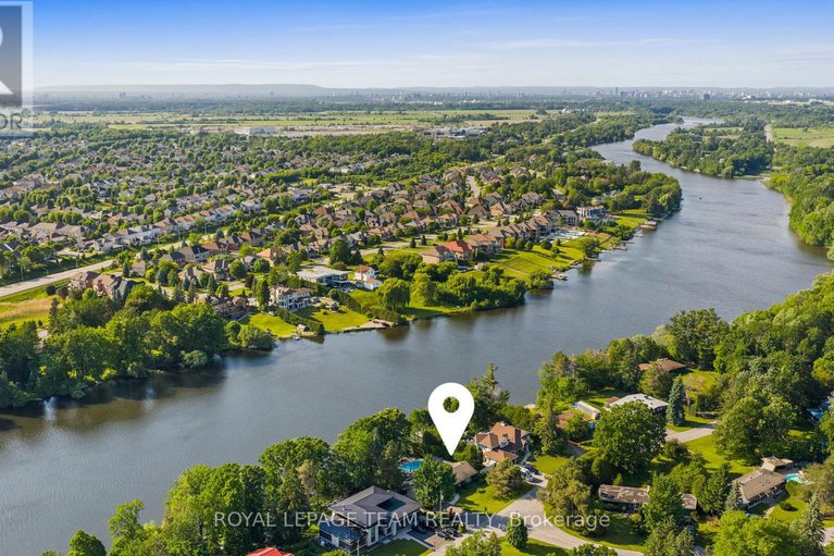 28476575/56-ryeburn-drive/riverside-southgloucester-glen/ottawa/ontario/K1V1H5_48