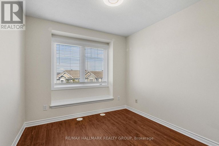 28916020/110-sunshine-crescent/notting-hillsummerside/ottawa/ontario/K4A0V3_22