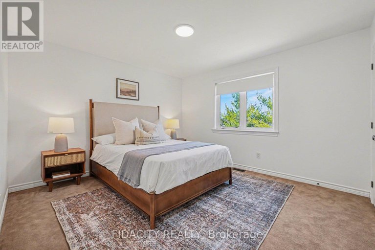 29627307/121-bandelier-way/stittsville-north/ottawa/ontario/K2S0C2_21