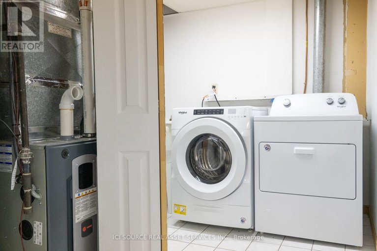 29282736/768-vinette-crescent/chatelaine-village/ottawa/ontario/K1E1W9_35