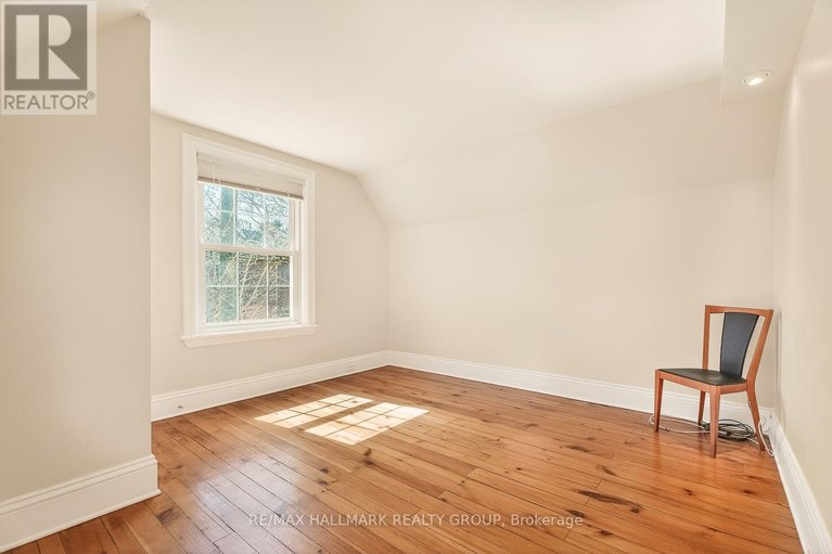 29659903/89-waverley-street/ottawa-centregolden-triangle/ottawa/ontario/K2P0V1_25